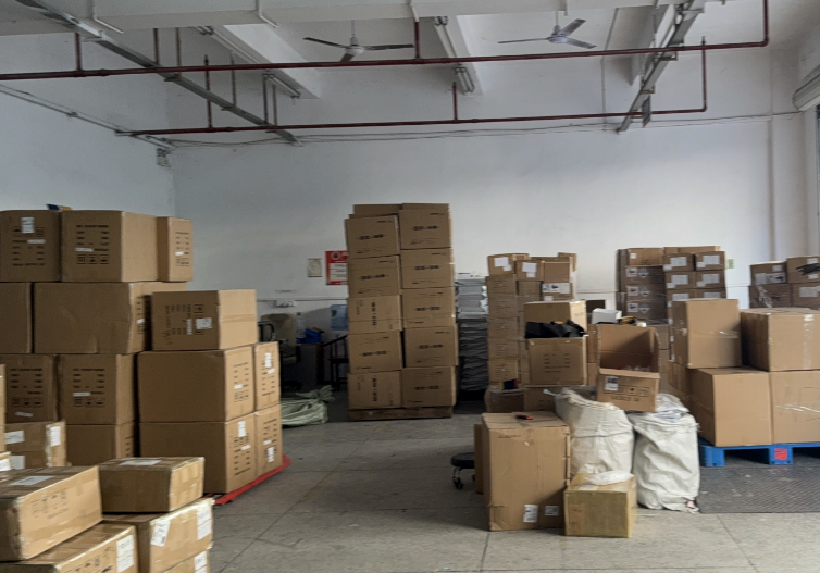 快遞化妝品到日本操作復(fù)雜嗎